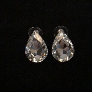 NWOT Pear Shape Faux Diamond Studs